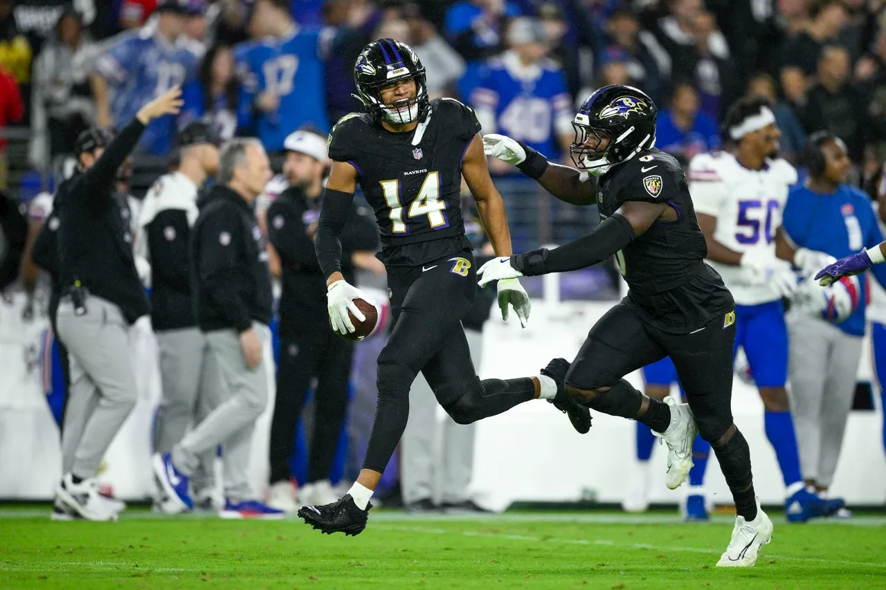 Ravens' star safety returns to practice ahead of clash with Steelers