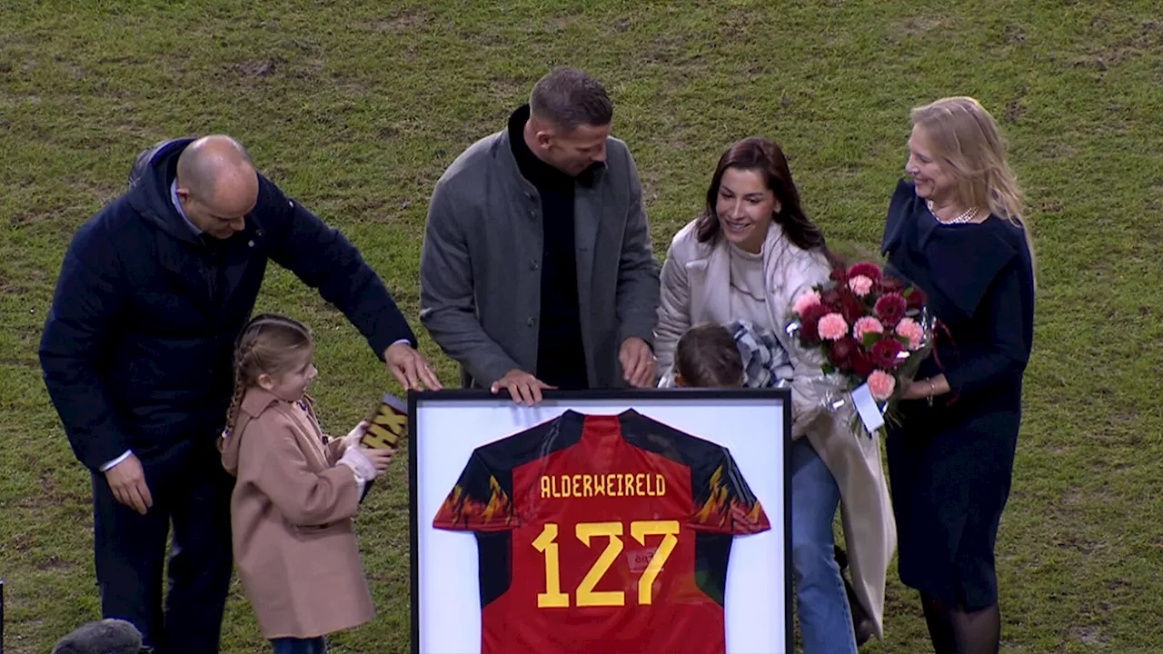 Un bel hommage: Toby Alderweireld mis à l'honneur à la mi-temps de Belgique-Italie