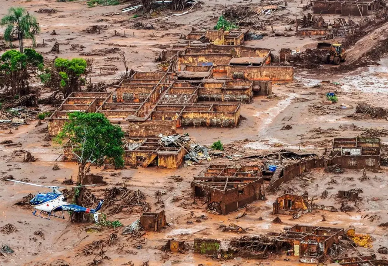 Justiça Federal absolve Samarco, Vale e BHP por rompimento da barragem de Mariana