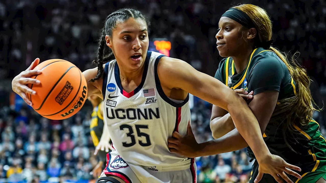 Geno Auriemma Utters Encouraging Word About UConn Star Azzi Fudd's Return Date