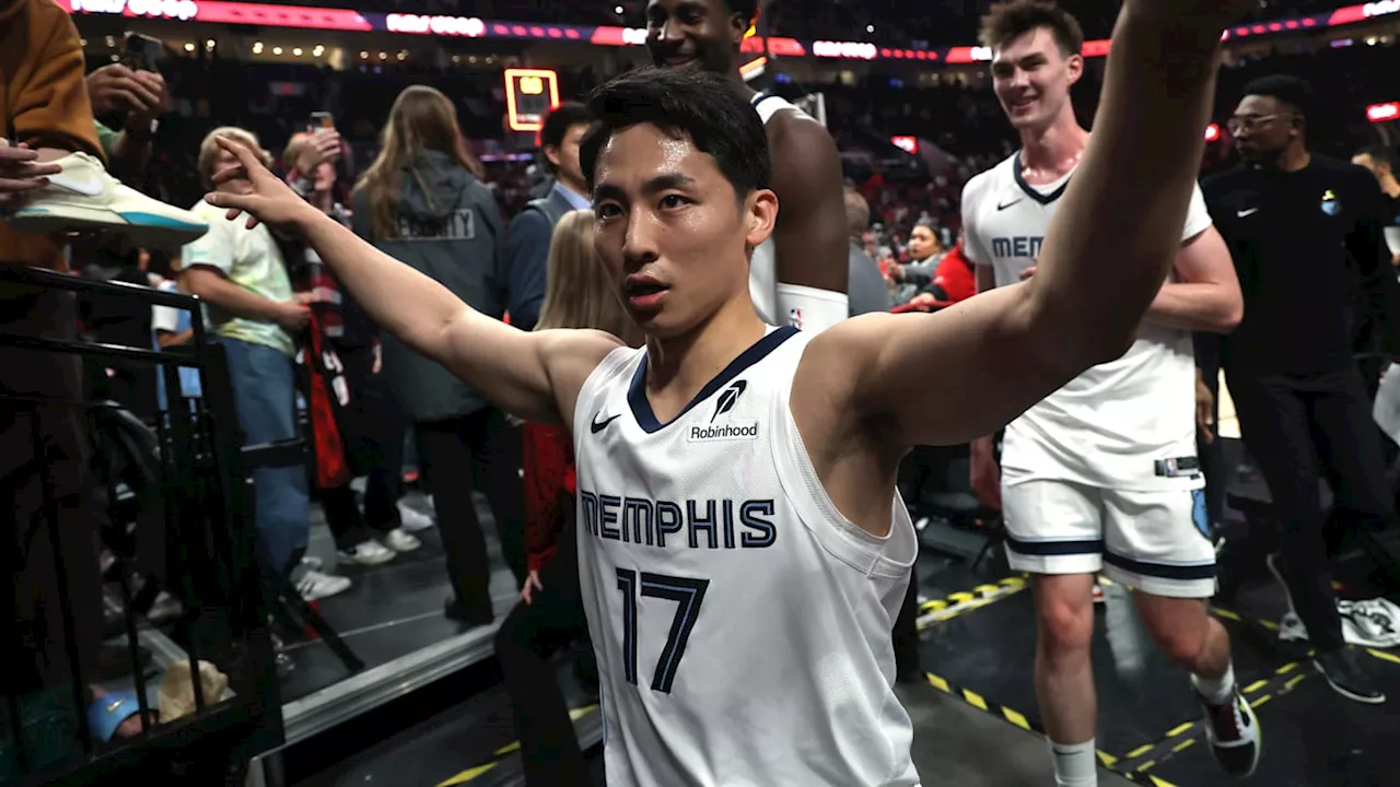 Yuki Kawamura and Rui Hachimura Moment in Lakers-Grizzlies Goes Viral