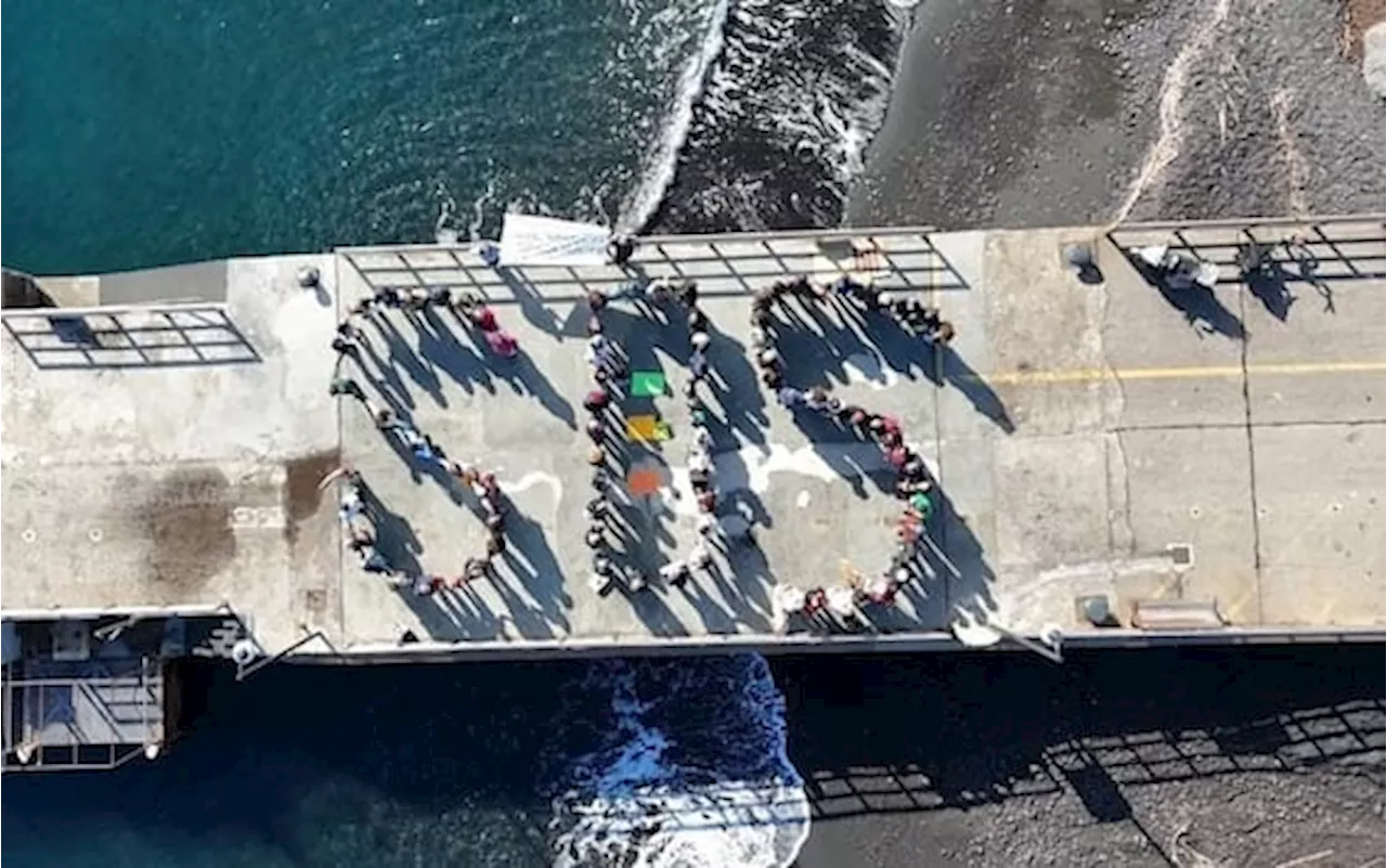 Alluvioni Stromboli, residenti formano un SOS umano per chiedere aiuto