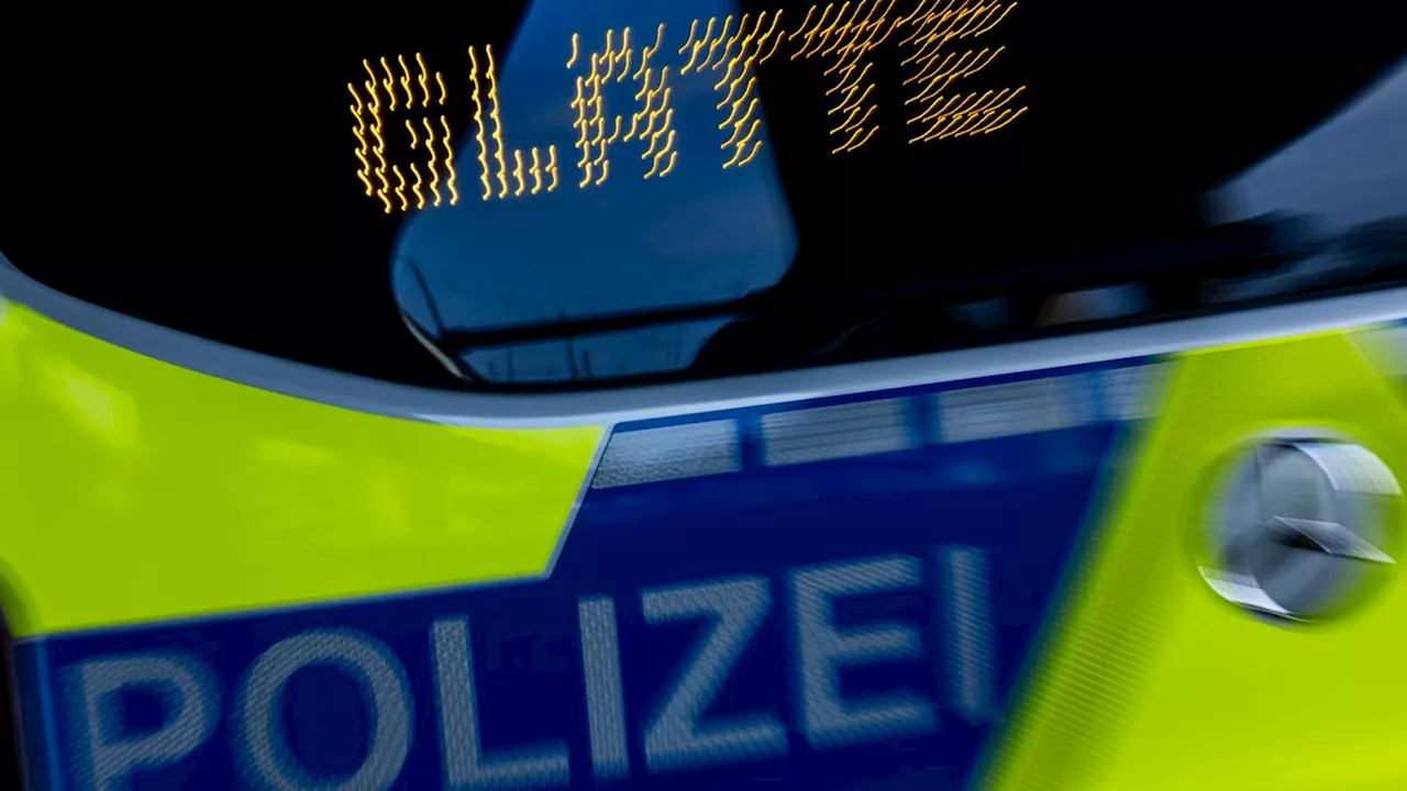 Polizei ruft zu Vorsicht auf: Zahlreiche Unfälle auf glatten Straßen in und um Dresden