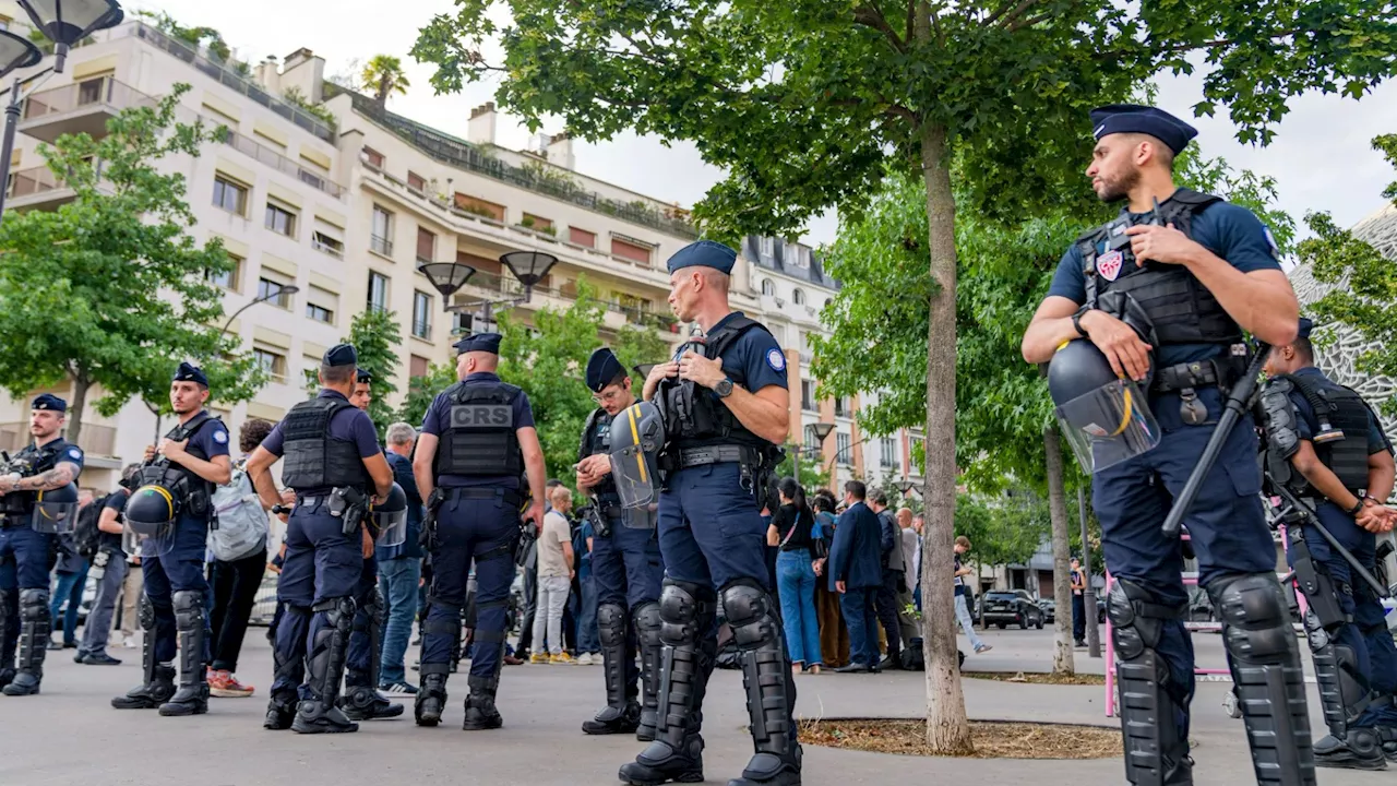 Paris braced for night of anti-Semitic carnage at France v Israel as 2,500 elite cops to patrol ‘double r...