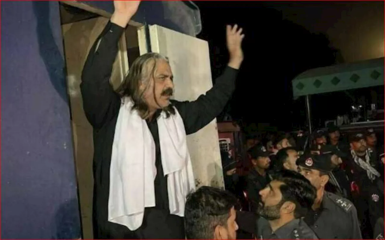 Islamabad court issues arrest warrant for KP CM Gandapur in alcohol case