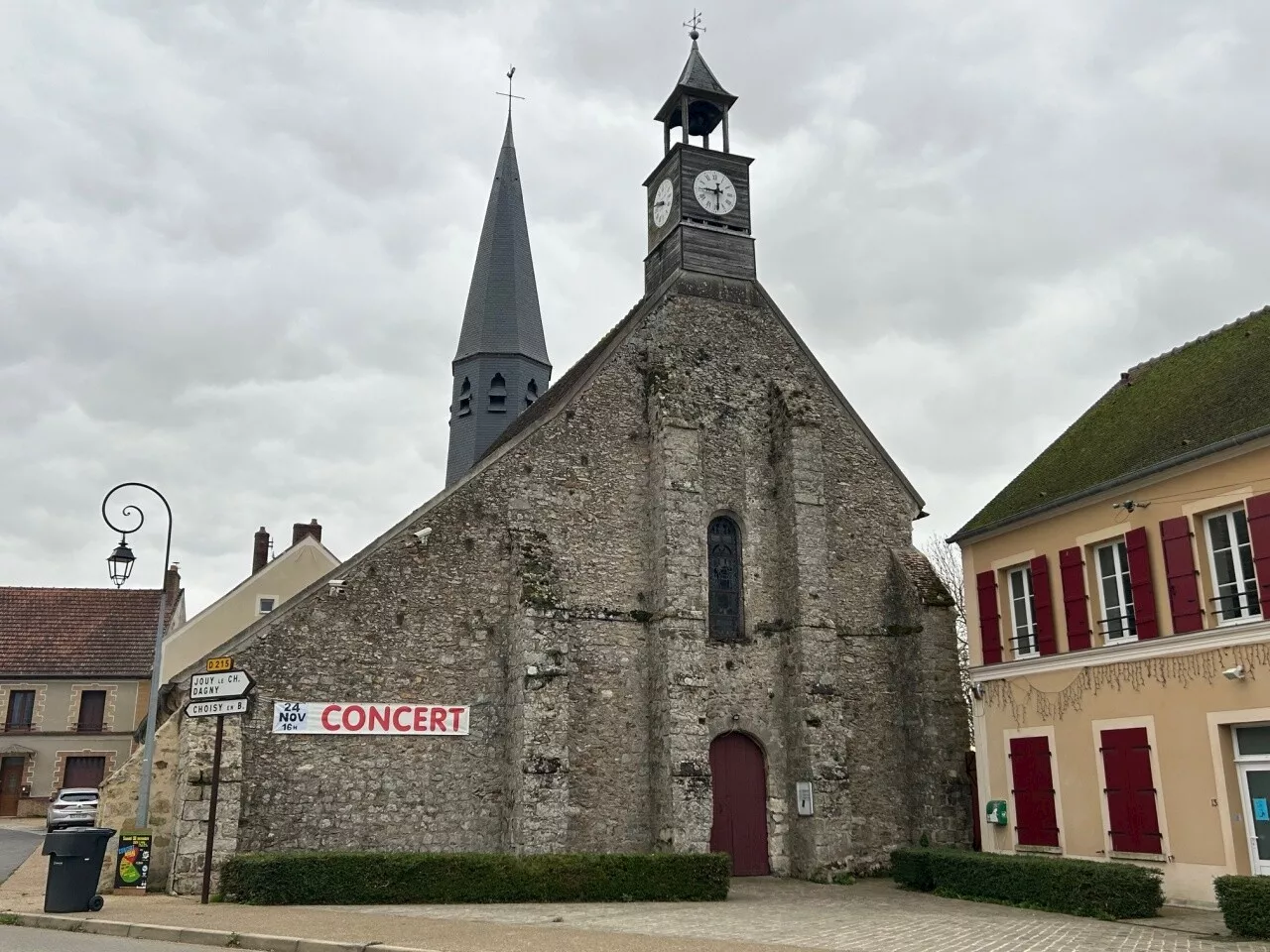 Seine-et-Marne : pour Noël, une chorale s'invite à l'église