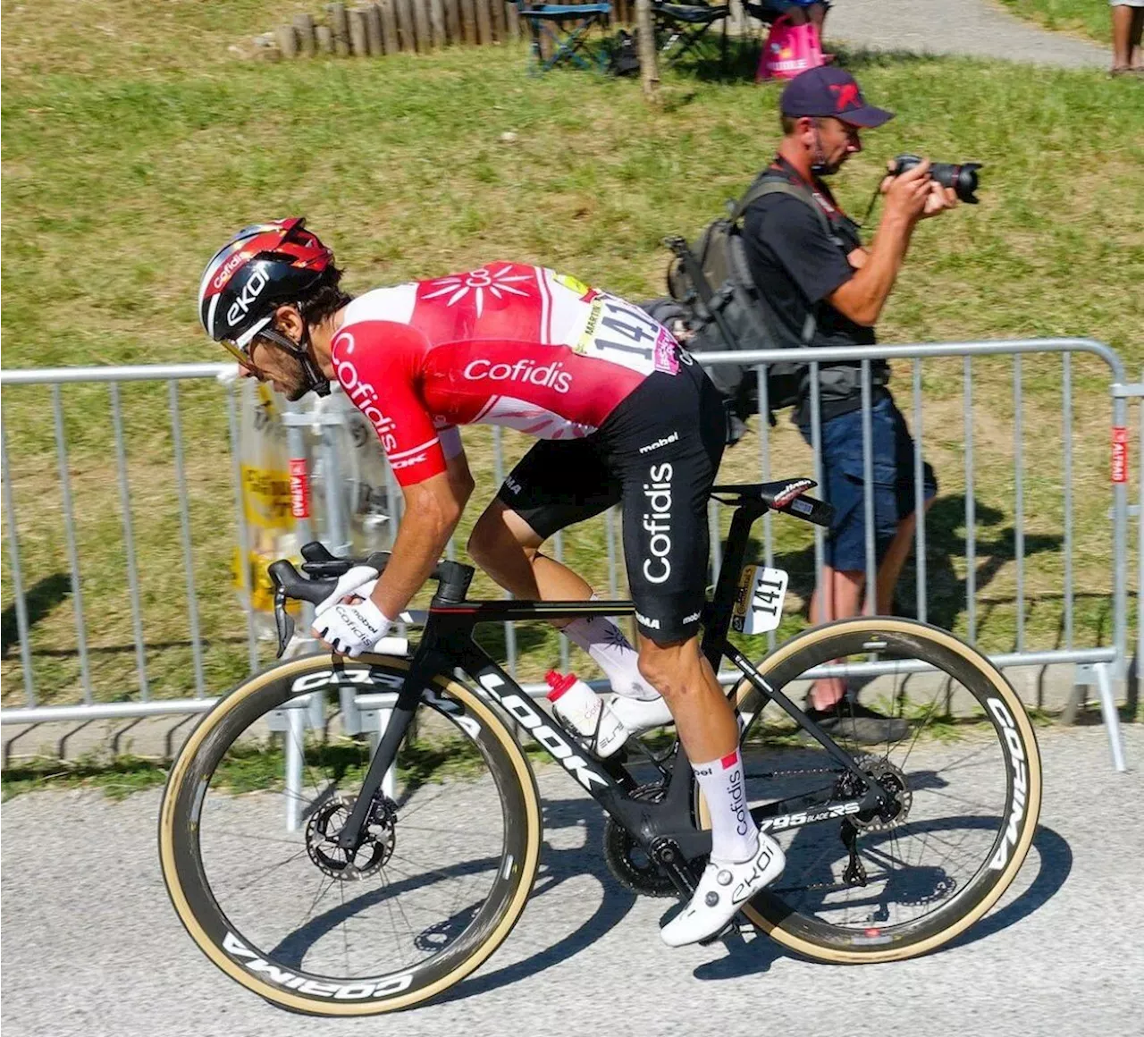 Tour de France en Suisse normande : comment les supporters de Guillaume Martin se préparent