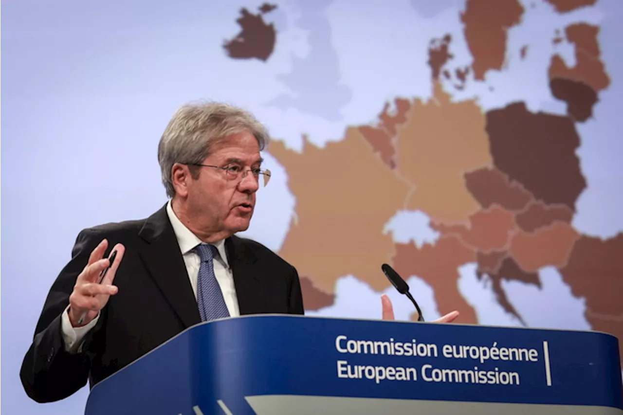 Commissario Gentiloni parla delle previsioni economiche