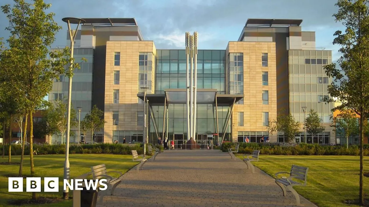 Peterborough Hospital shuts part of car park for MRI unit removal