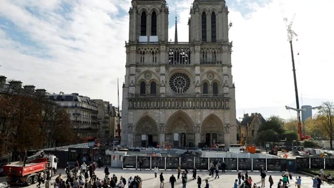 Notre-Dame de Paris: la célèbre statue de la Vierge à l'Enfant regagne la cathédrale