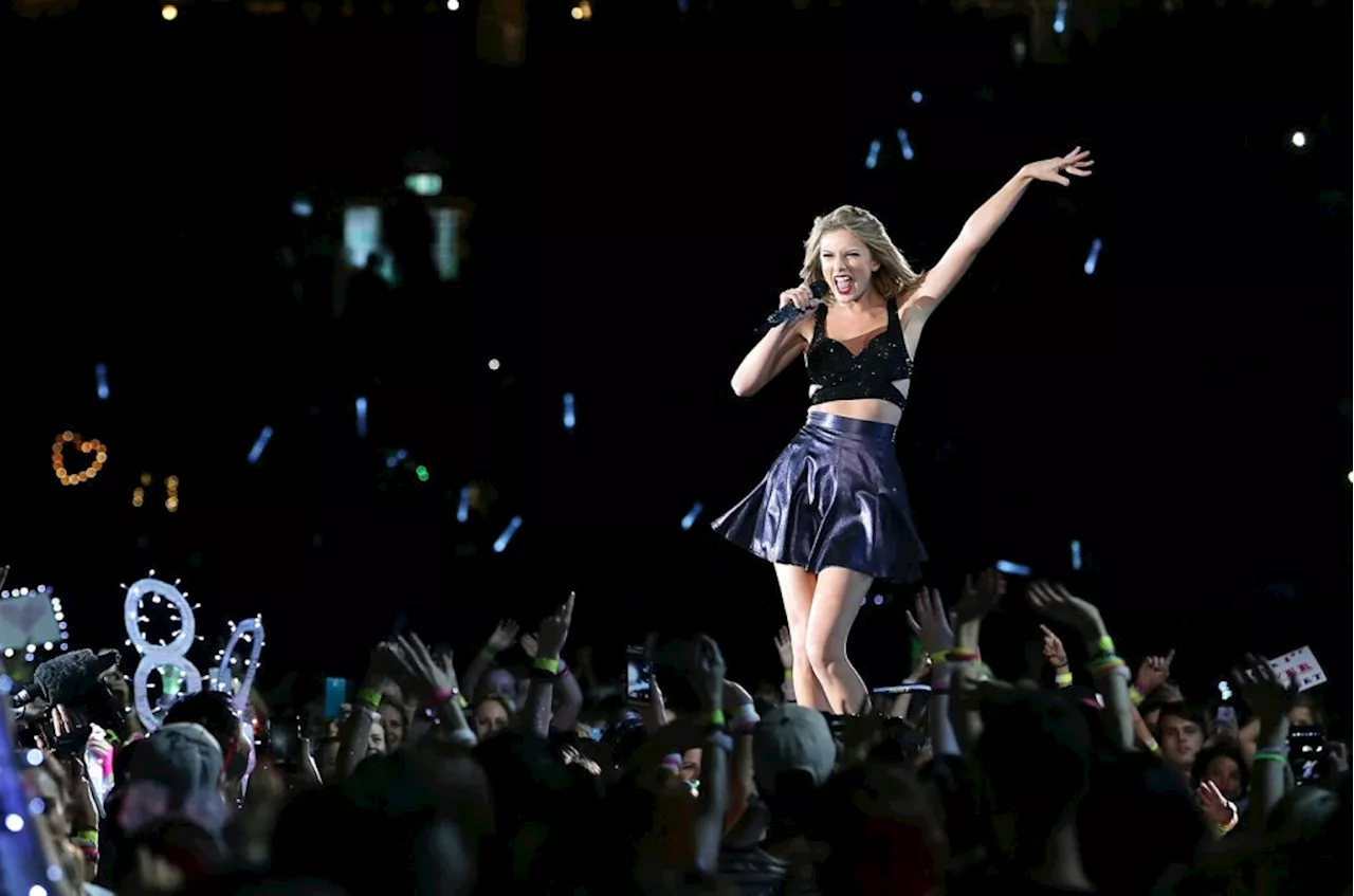 Chart Rewind: In 2014, Taylor Swift Went Pop — and to No. 1 Again — With ‘1989’