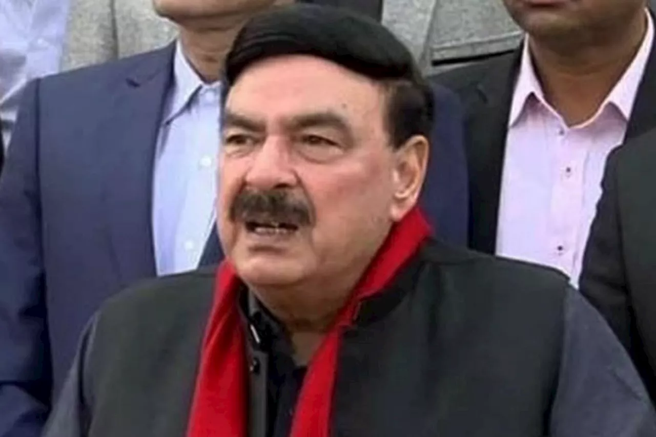 Court acquits Sheikh Rasheed in Zardari conspiracy case