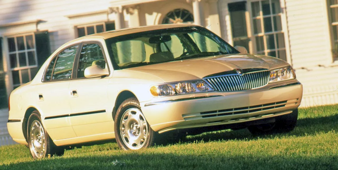 1998 Lincoln Continental Wants to Be the Road-Trip King