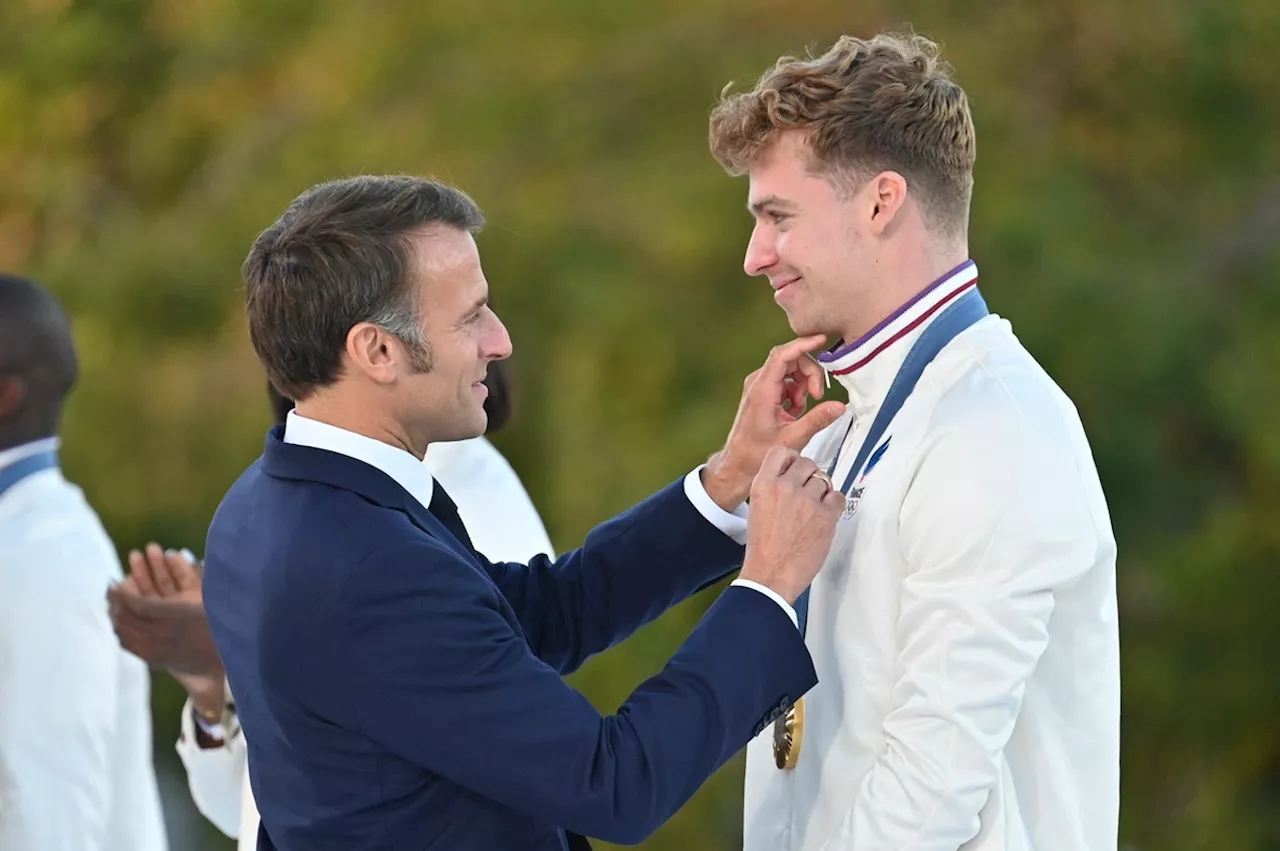 Léon Marchand : le champion olympique déçu par Emmanuel Macron, une ministre s’en mêle