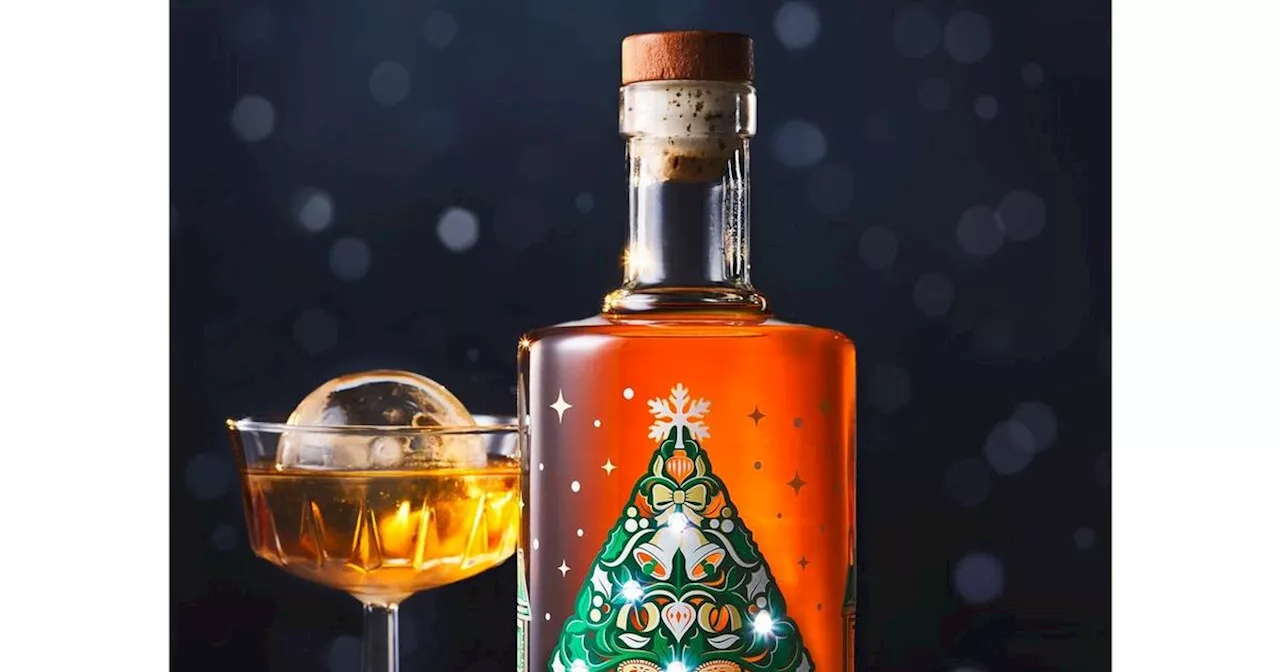 M&S' 'magic' new light-up £20 Christmas liqueur 'tastes like mince pies'