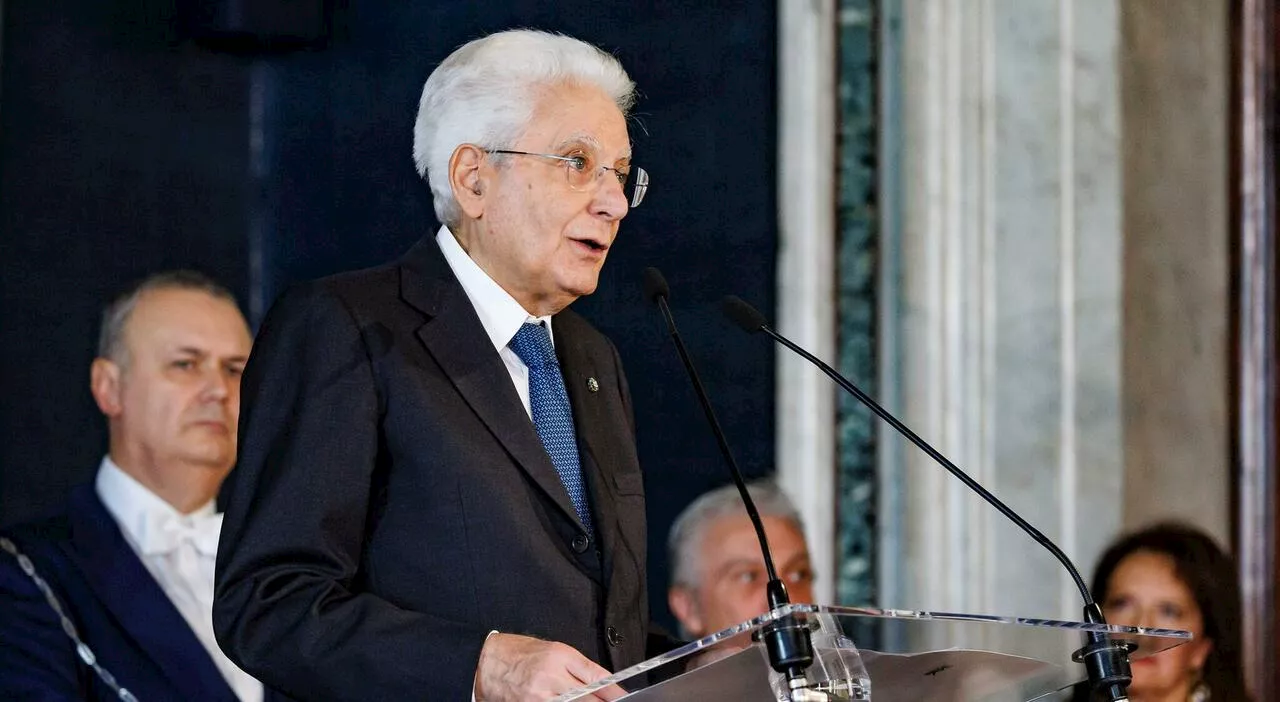 Mattarella: «A volte ho promulgato leggi che non condividevo. Io arbitro, ma i giocatori mi devono aiutare»