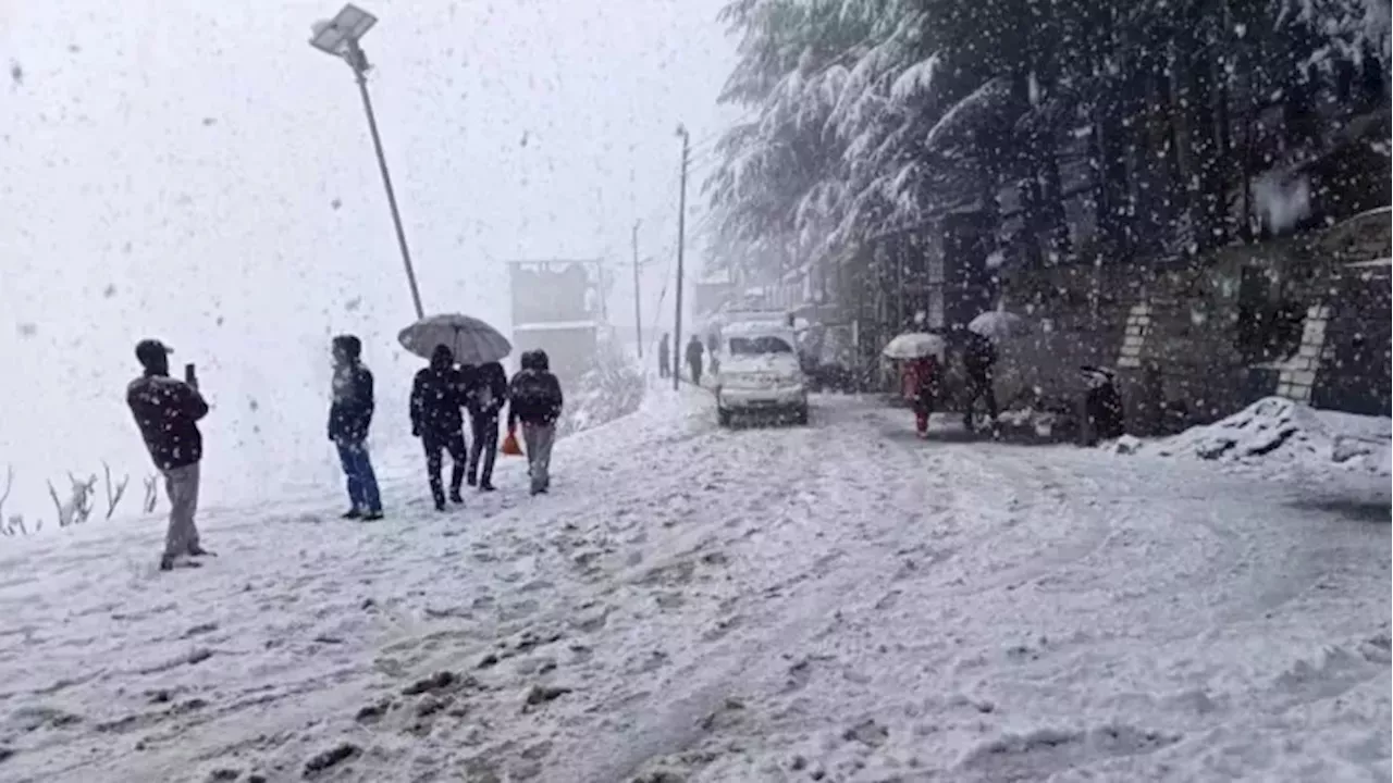 Jammu Kashmir Weather: कश्मीर में फिर बदलेगा मौसम का मिजाज, ऊपरी इलाकों में हो सकती है बारिश और बर्फबारी