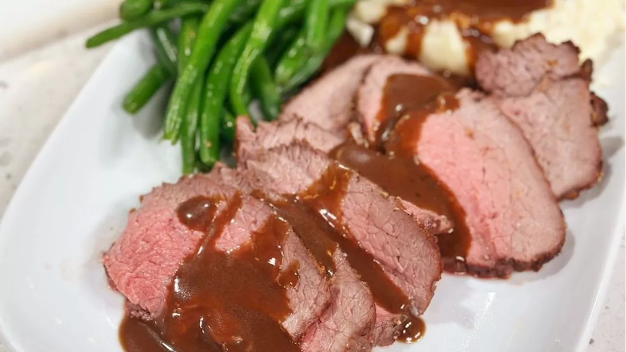 Garlic and Tri-Pepper Crusted Roast with Balsamic Sauce