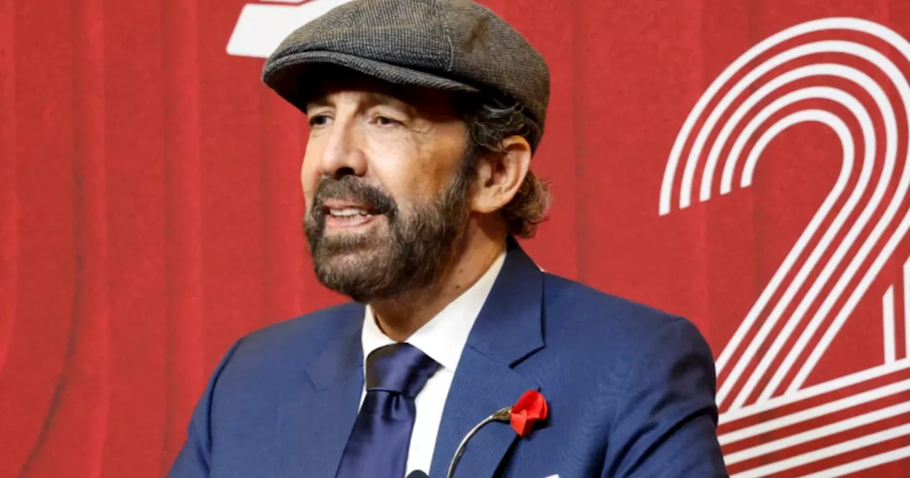 Juan Luis Guerra se corona en los Latin Grammy