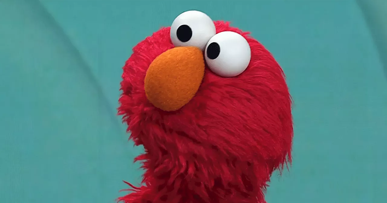 Who does Amelia Dimoldenberg date after Andrew Garfield? Elmo, of course