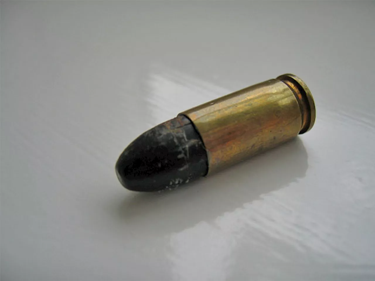 Bullet found in school gymnasium in Hull