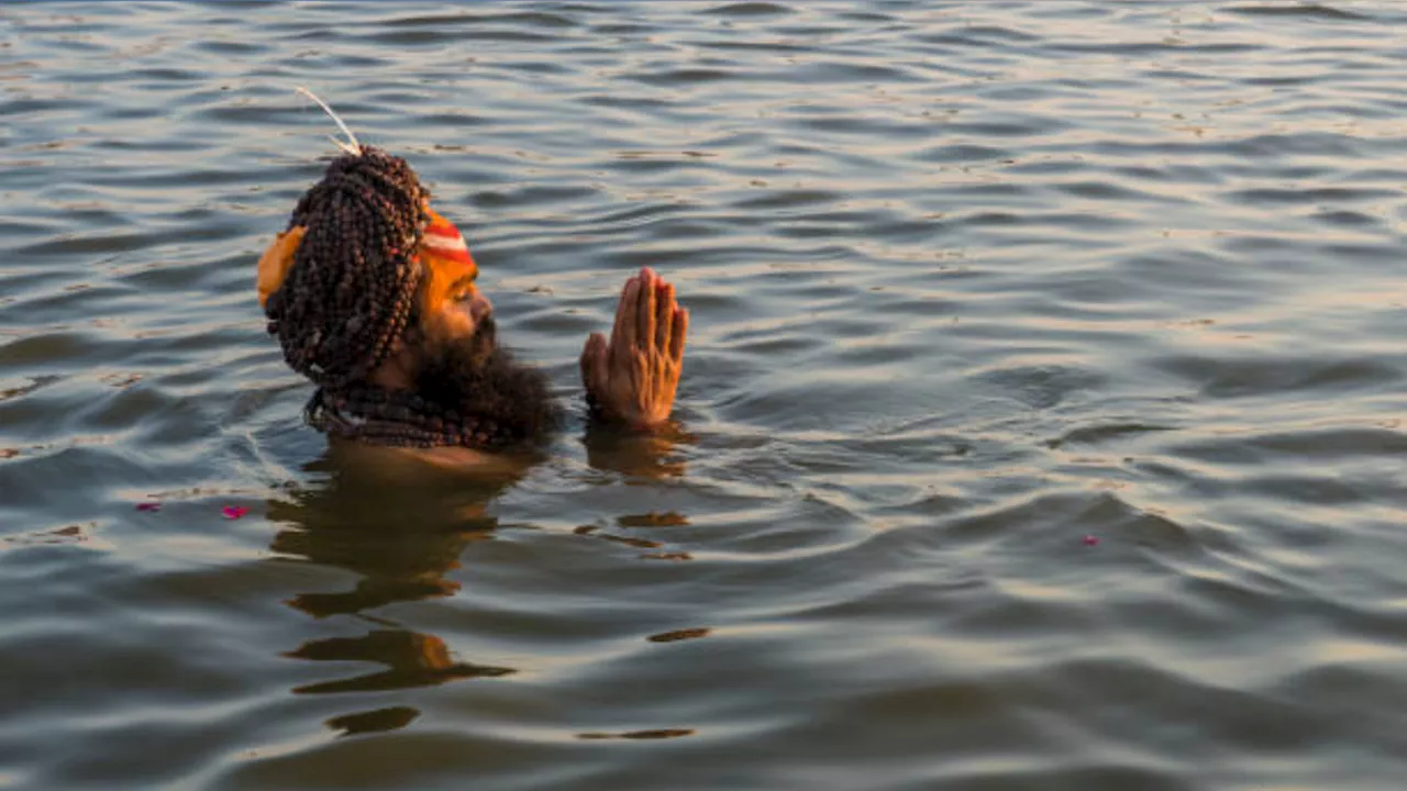 Kartik Purnima 2024: आज है कार्तिक पूर्णिमा, जानें कब है गंगा स्नान का शुभ मुहूर्त और पूजा विधि!