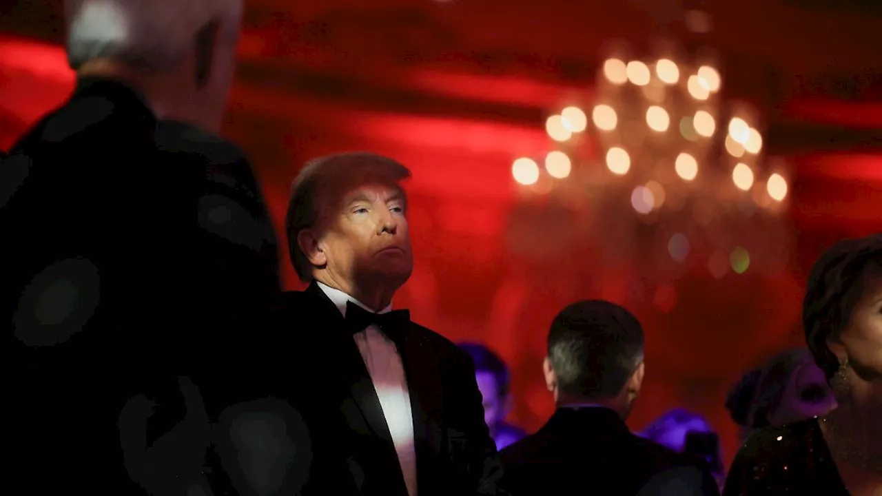 Mit Sylvester Stallone und Musk: Trump feiert rauschende Siegesgala in Mar-a-Lago