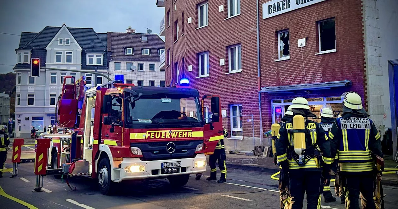 Feuerwehreinsatz in Bielefeld sorgt für Verkehrschaos an Artur-Ladebeck-Straße