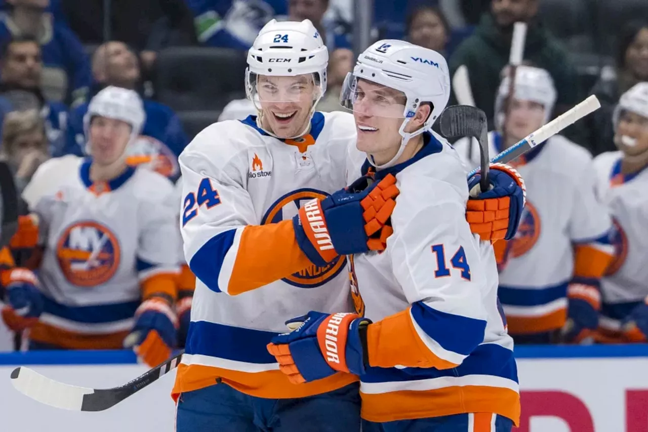 Islanders' Bo Horvat records assist in latest return to Vancouver