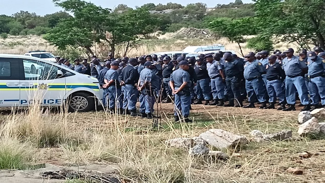 SAPS denies claims of trapped illegal miners in Stilfontein - SABC News - Breaking news, special reports,