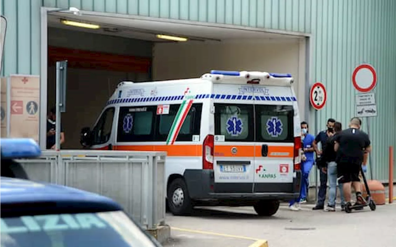 Massa Carrara, bimba muore in ospedale dopo essere stata dimessa: aveva ingerito una pila