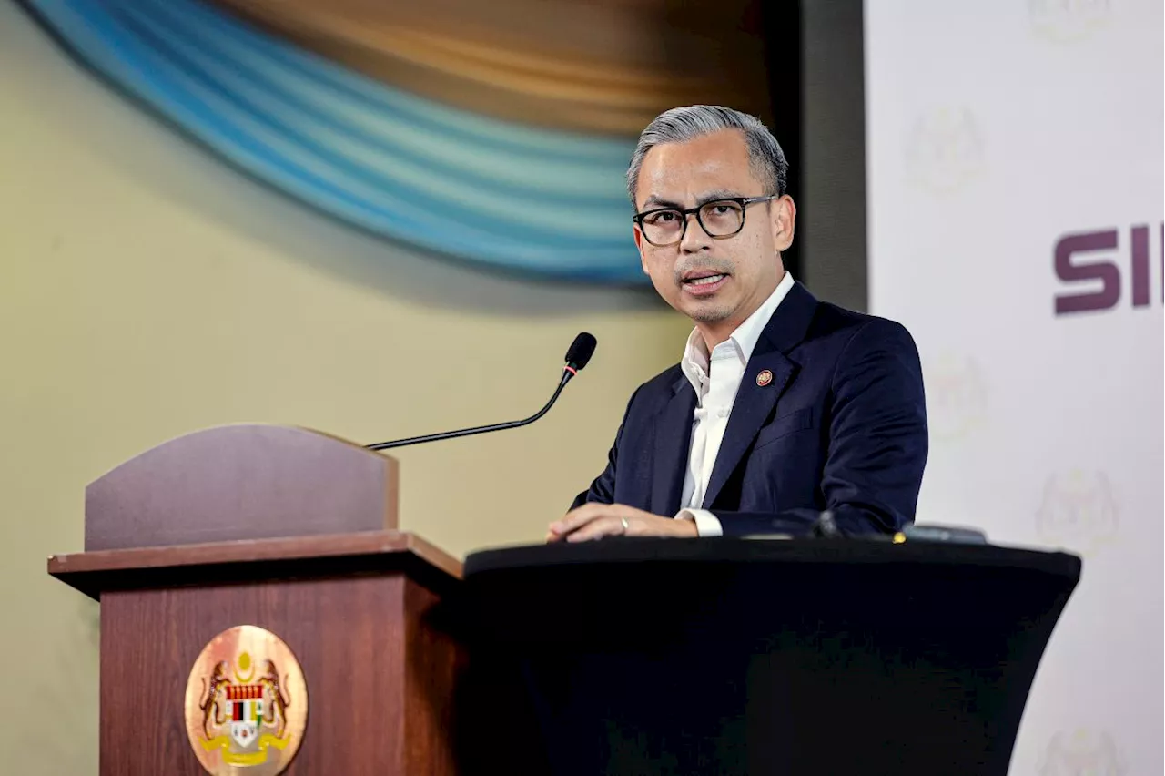 Govt sticks to Jan 1, 2025 deadline for social media licensing, says Fahmi