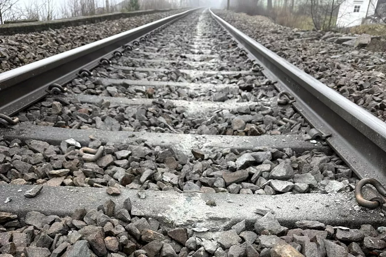 Bergensbanen stengt – tre kilometer jernbane skadet