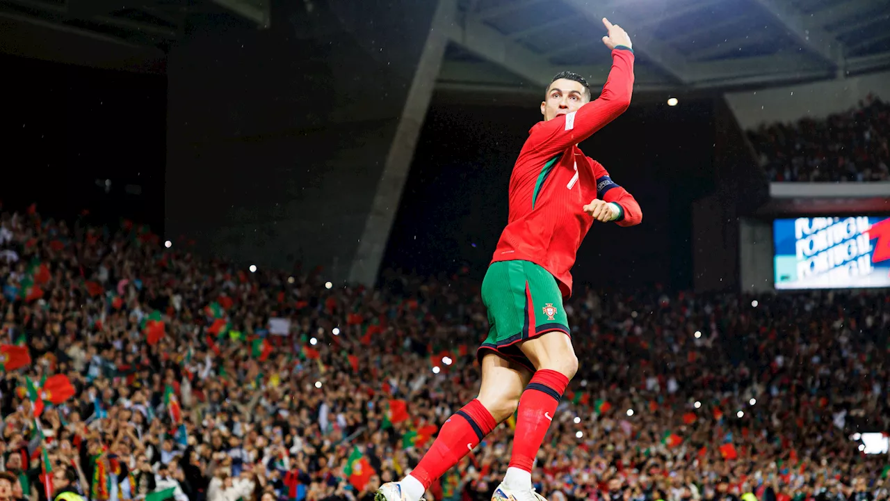 Cristiano Ronaldo draagt met spectaculaire halve omhaal bij aan ruime zege Portugal