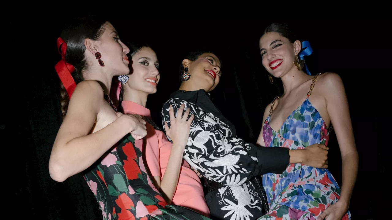 Cómo fue el desfile de Carolina Herrera en México Resort 2025: Los simbolismos mexicanos detrás de la colección