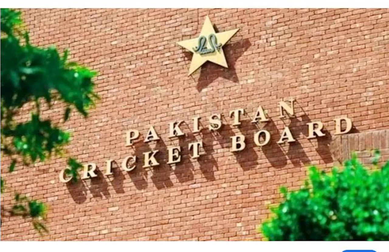 PCB announces central contracts for 16 women cricketers