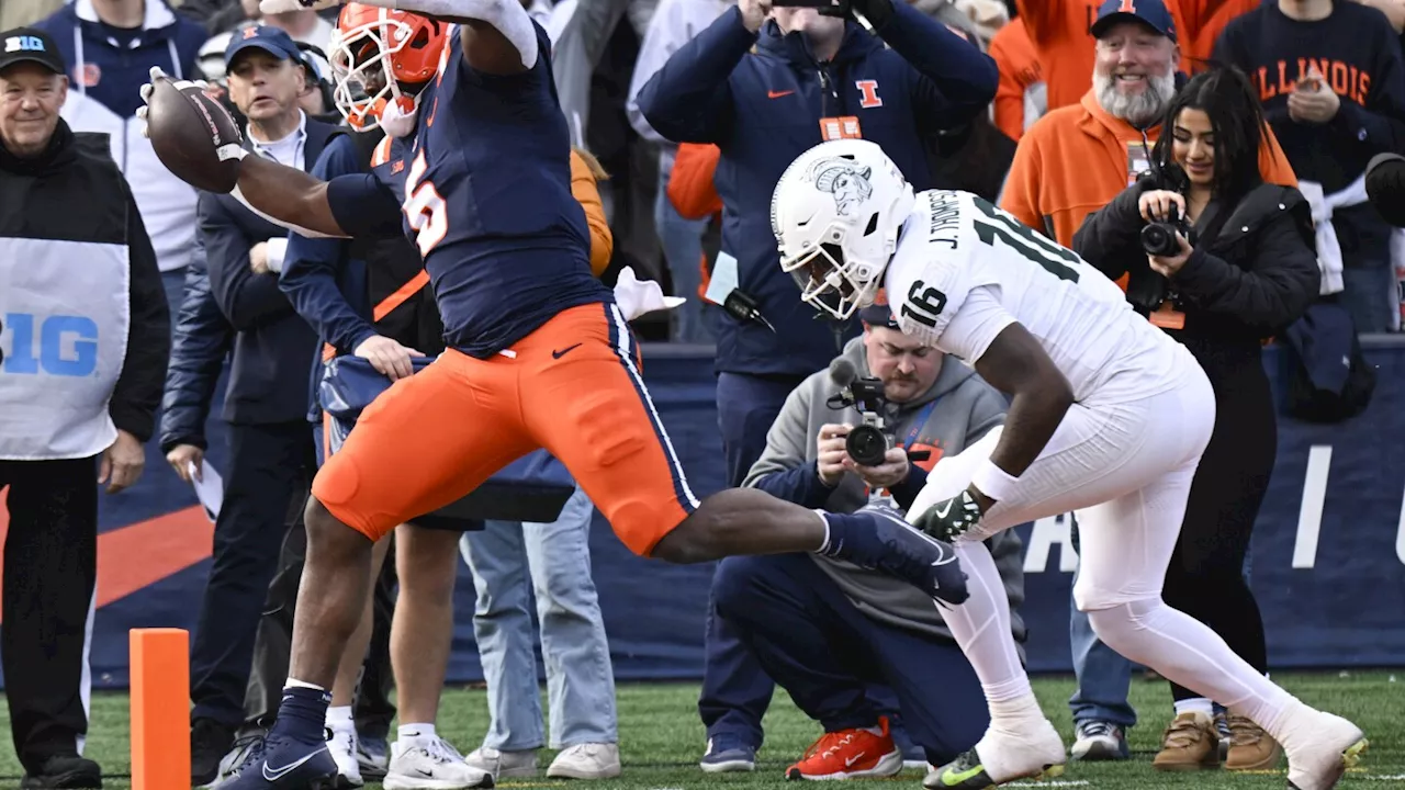 Josh McCray runs for three TDs to lead Illinois to a 38-16 win over slumping Michigan State