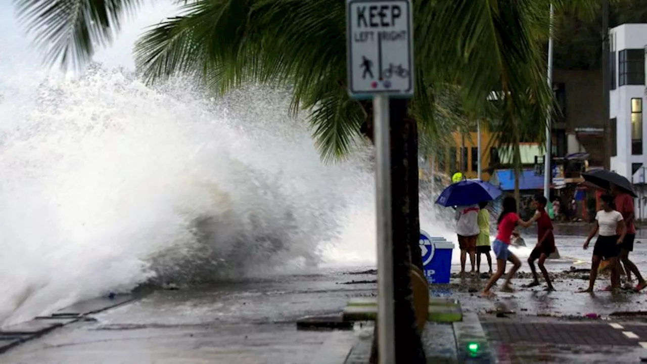 Medio millón evacuados después de que el supertifón Man-yi tocara tierra en Filipinas