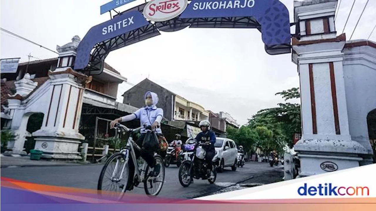 Gelombang PHK Bayangi Buruh PT Sritex di Tengah Menipisnya Bahan Baku