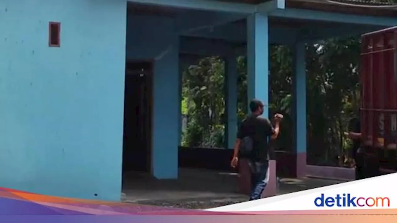 Rumah di Banyuwangi Digerebek, Ditemukan 64 Anjing Terikat Dalam Karung