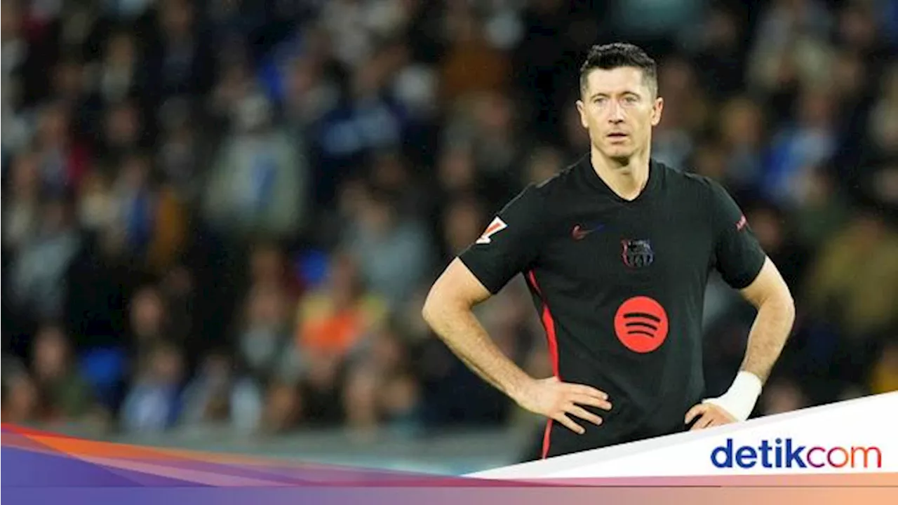 Barcelona Tak Mau Bahas Rumor Striker demi Jaga Mood Lewandowski