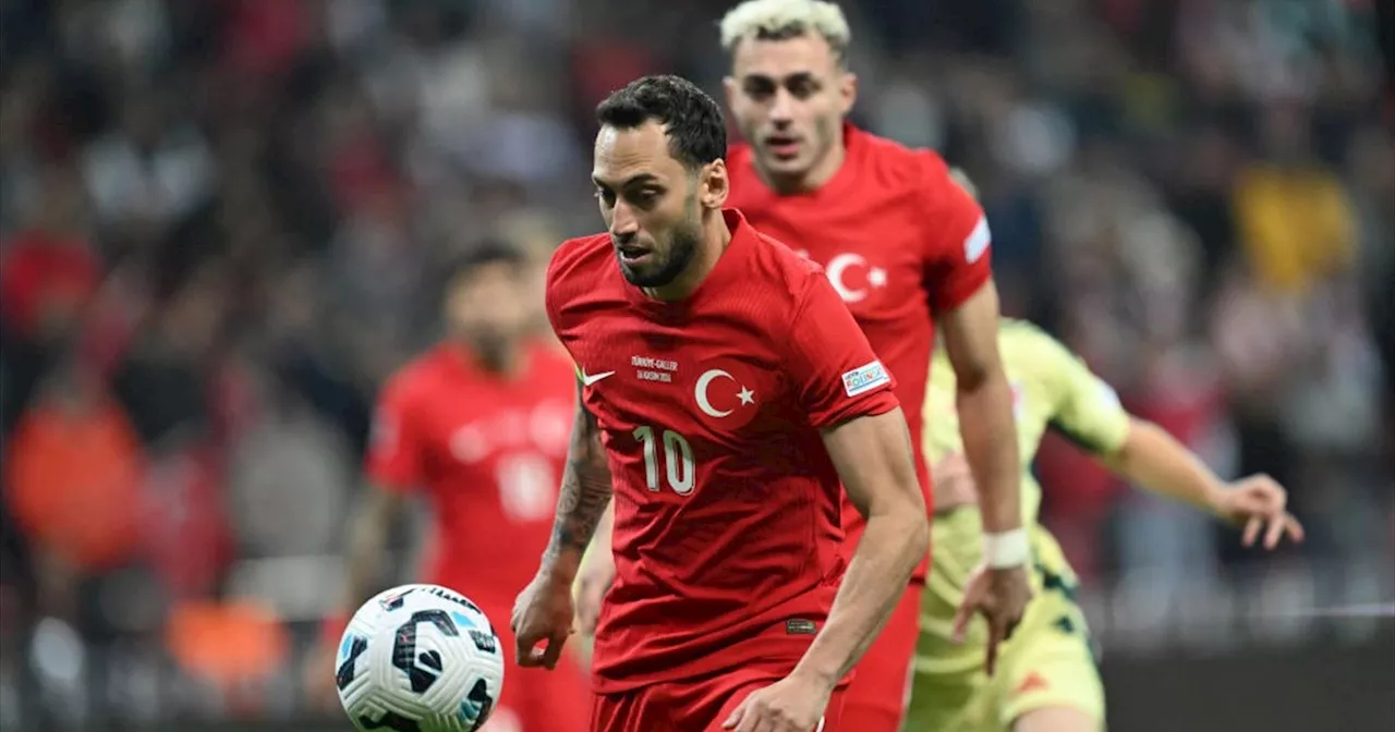 Allarme Inter! Hakan Calhanoglu si fa male in Nazionale durante Turchia-Galles: 'Ho sentito pizzicare nella stessa zona'