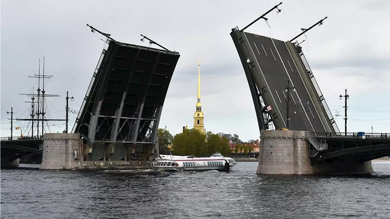 В ночь на 17 ноября в Санкт-Петербурге не будут разводить мосты