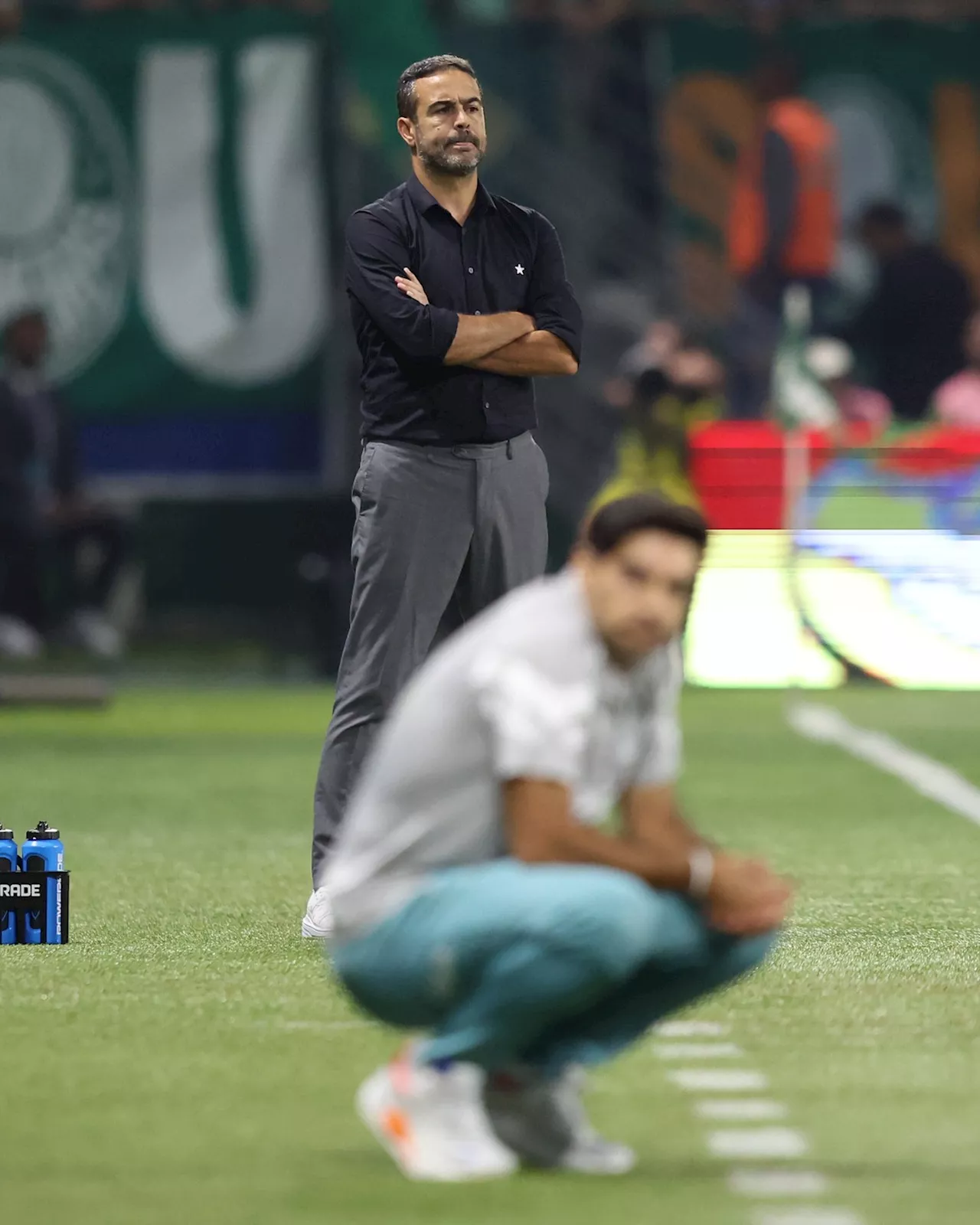 Artur Jorge vê declarações estratégicas de Abel Ferreira sobre o Botafogo: 'Vivo e lido, mas não controlo'