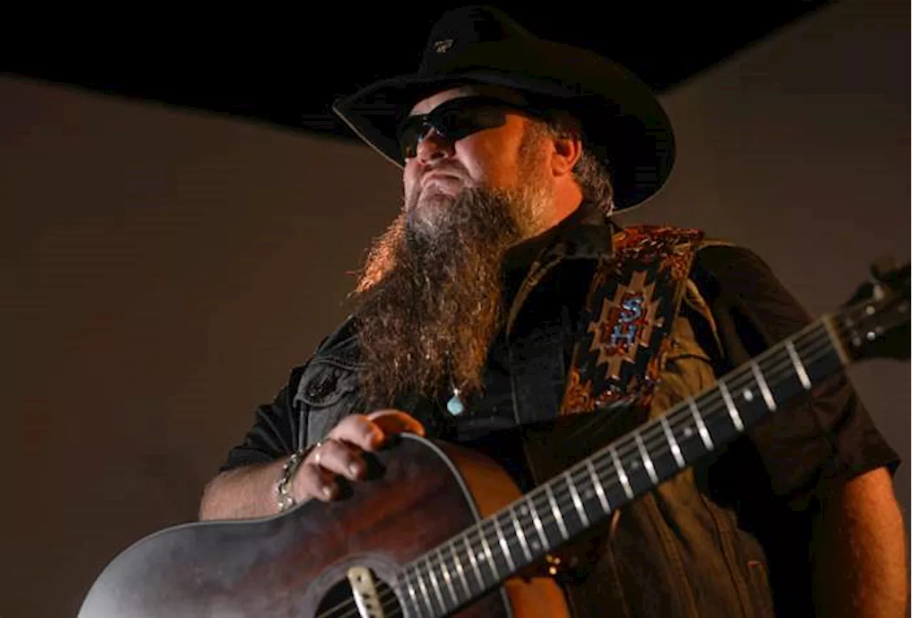 Houston-area singer Sundance Head in stable condition after being shot in stomach