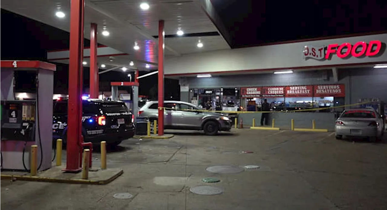 HPD: Security guard shoots ‘belligerent’ man inside convenience store