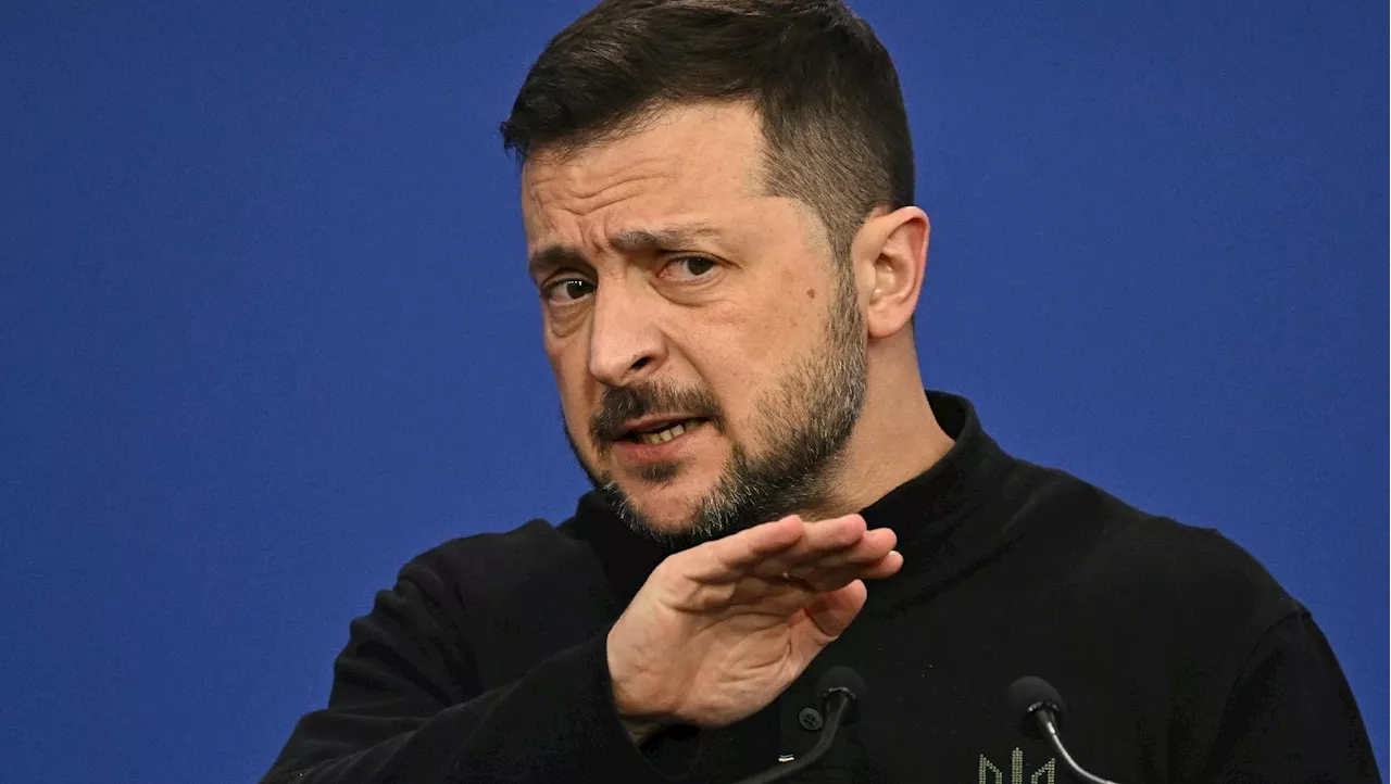 Ukraine : Zelensky dit vouloir la fin de la guerre en 2025 par 'des moyens diplomatiques'