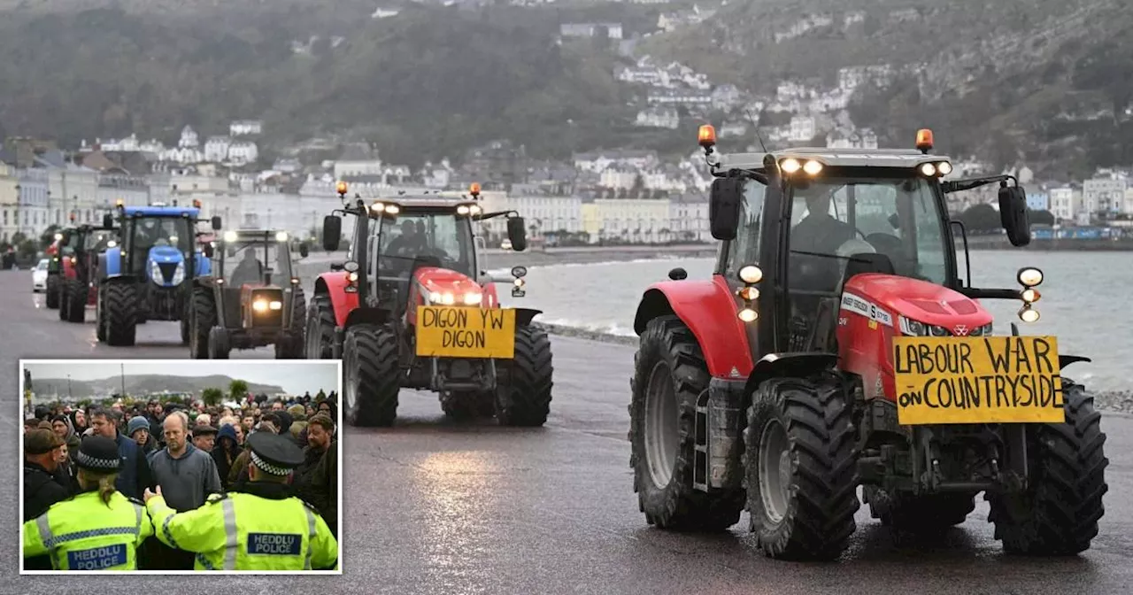 Angry farmers shout 'enough is enough' in tractor protest in Llandudno