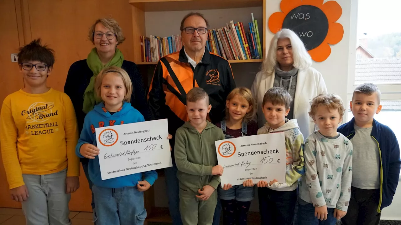 Verein spendet für die Schulen in St. Christophen