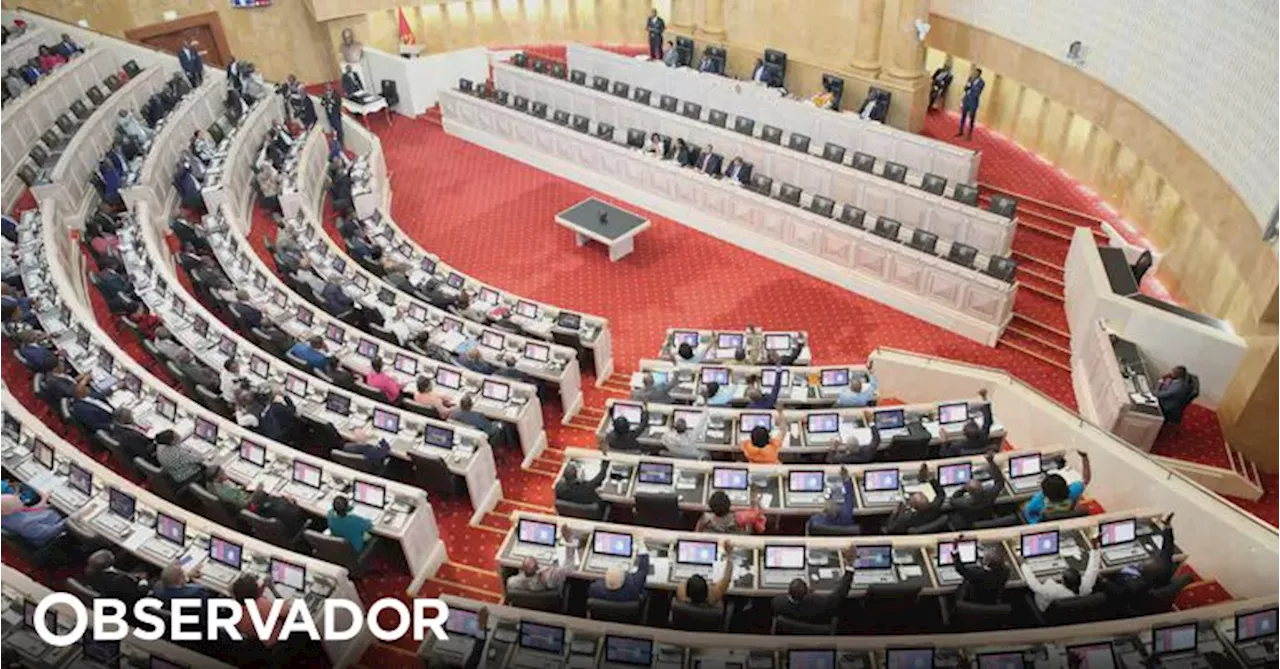 Parlamento angolano aprovou na generalidade Orçamento 2025 com votos contra da UNITA